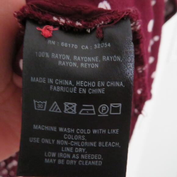 Maeve Womens Sz M Burgundy and White Polka Dot 3/4 Sleeve Top Front Buttons - Picture 8 of 8